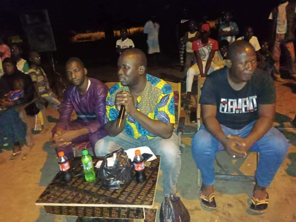 Diandeguela département de Minignan / Le CE-Folon offre 2 sirènes aux écoles primaires publiques et des semences maraîchères aux femmes