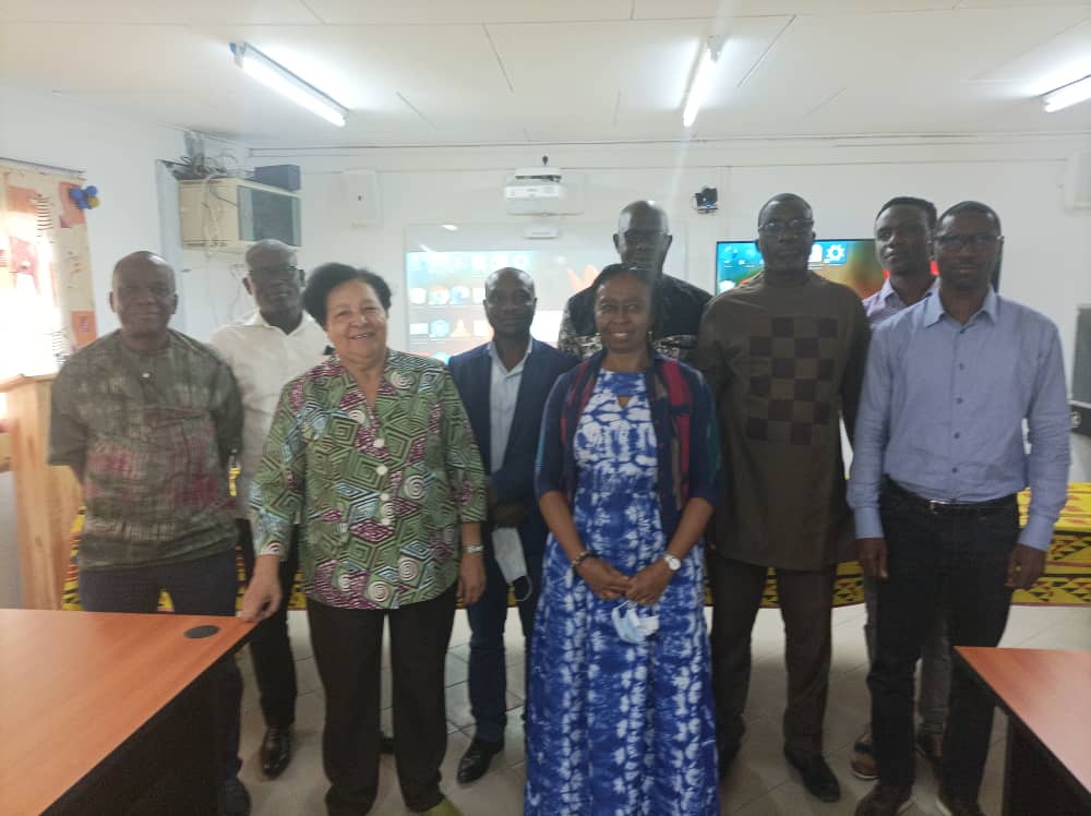 Surveillance du Covid-19 en Côte d’Ivoire / L’Institut Pasteur échange avec une délégation de l’OMS section Afrique