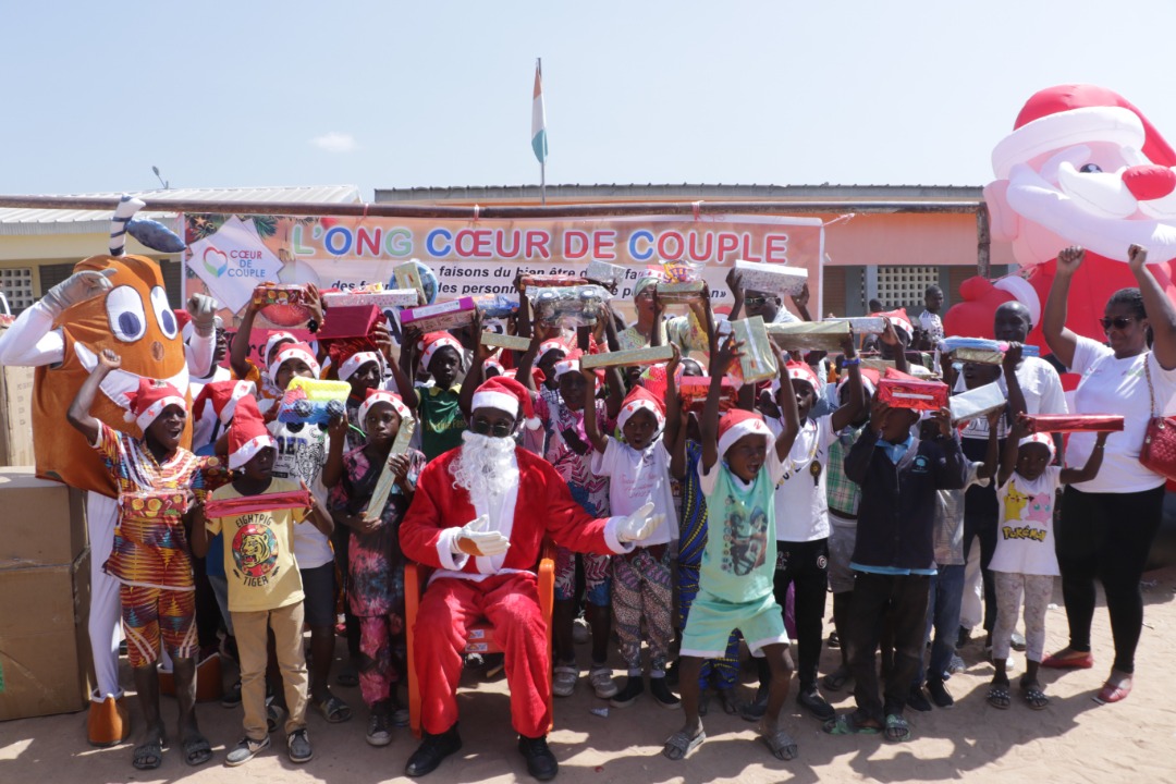 Célébration de la Noël à Kato / L’Ong Cœur de Couple comble plus de 1500 enfants du village