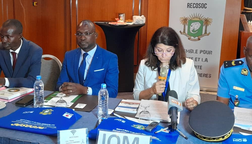 Renforcement de la sécurité transfrontalière / L’OIM et le peuple japonais font don de 2 postes de police dans le nord