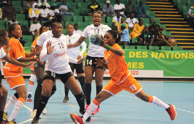 CAN Handball Dames 2022 / Les Éléphantes ont balayé les Malgaches (40-14) ce lundi, mais n'ont pas leur destin en main