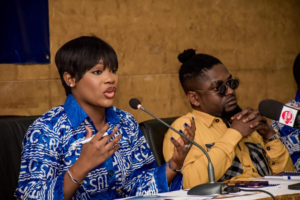 Salon de la lecture à Conakry / Bebi Philip, Ambassadeur 2023 invite la jeunesse africaine à lire et à s’instruire malgré les réseaux sociaux