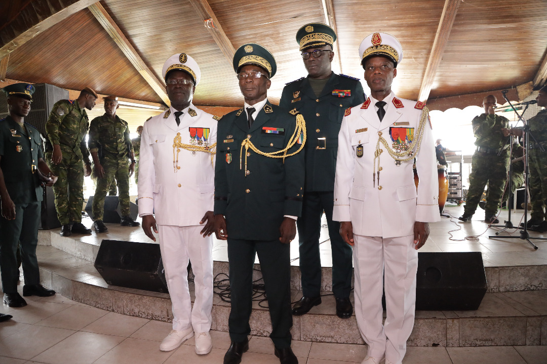 Après 40 ans de service / Ange Kessi Kouamé, Koné Mambi et Yao Dowlo Athanase reçoivent les hommages du Chef d’Etat-Major des Armées, Lassina Doumbia