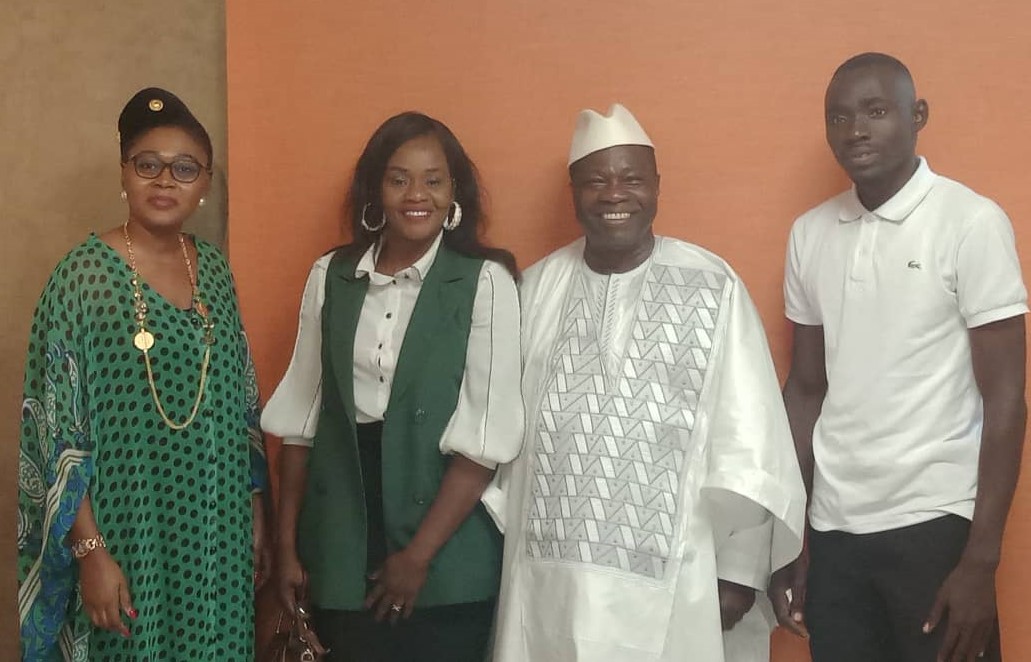 Crises électorales et politiques à répétition / Le REVAS présente ses solutions pour sauver la Côte d'Ivoire