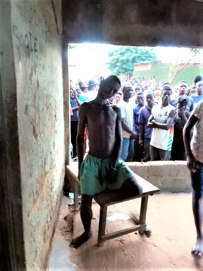 Drame à Alépé / Un jeune retrouvé mort, dans une position d’étrange pendaison devant sa chambre à Montézo