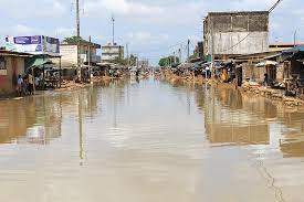 La commune de Port-Bouët sous les eaux / Un candidat aux prochaines élections municipales parle