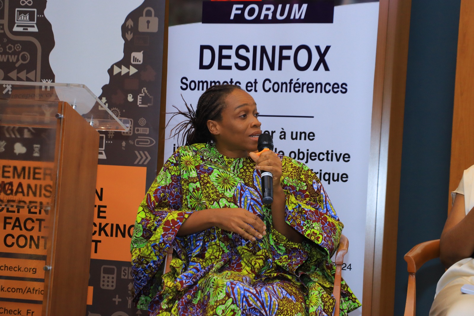 Forum Desinfox / Des journalistes s’engagent à lutter contre la désinformation