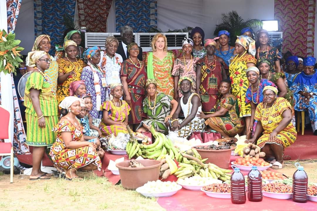 Journée internationale des droits de la femme 2024 / Dominique Ouattara réaffirme son engagement à œuvrer pour l’autonomisation de la femme