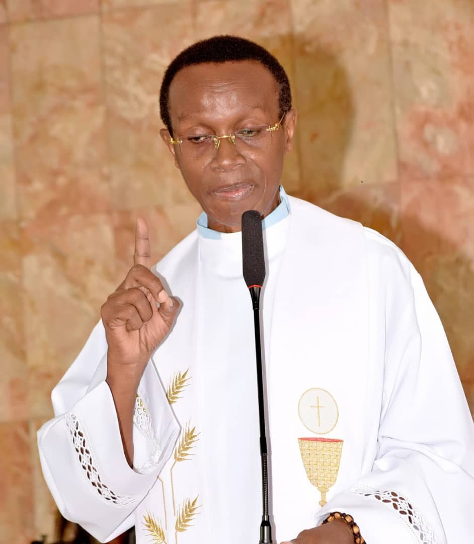 Assassinat de Zigui Mars Aubin / Le Père Abékan réclame justice pour ''Général sorcier" et interpelle la FESCI