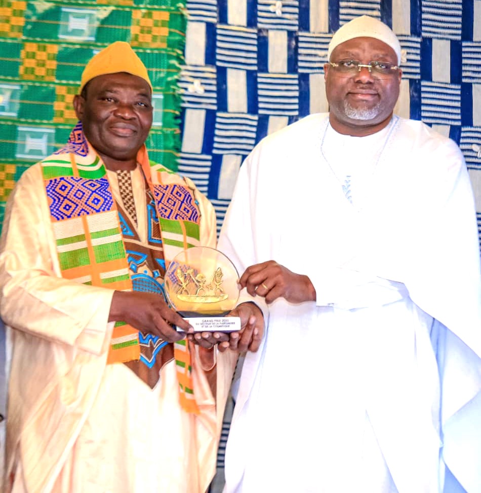 Grand Prix Résilience et Durabilité / Amadou Coulibaly Primé dans le secteur Éducation-Formation