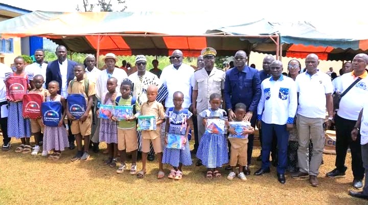 Rentrée scolaire 2025-2026 / 20.000 kits scolaires offerts aux enfants du département de Toulepleu