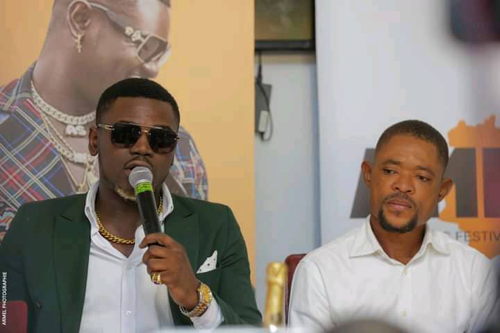 Aosseh Music Festival 1 / Ariel Sheney allie divertissement et sensibilisation sur la migration