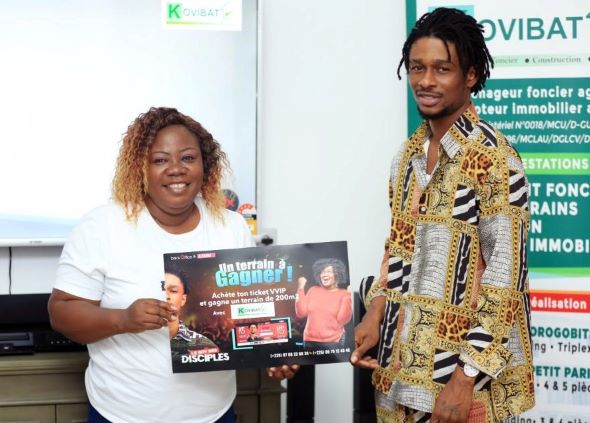 Concert de KS Bloom / Une tombola pour un terrain en jeu