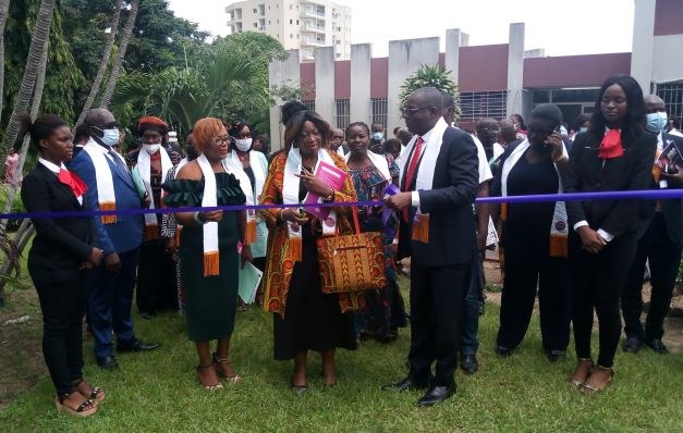 1ère édition du SIBA / Les acteurs de la beauté en lumière à Abidjan