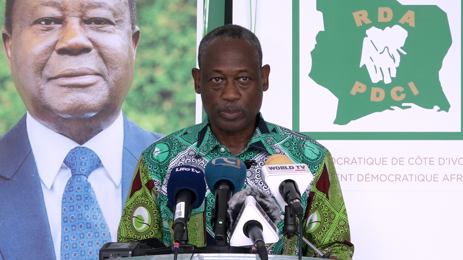 Affaire Bédié en justice / Le PDCI rafraichit la mémoire de Adou Richard sur la désobéissance civile