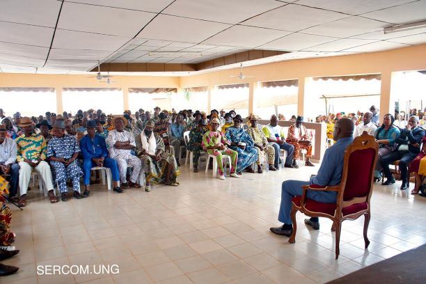 Rencontre avec 83 chefs de villages / Stéphane Kipré parle développement de Daloa