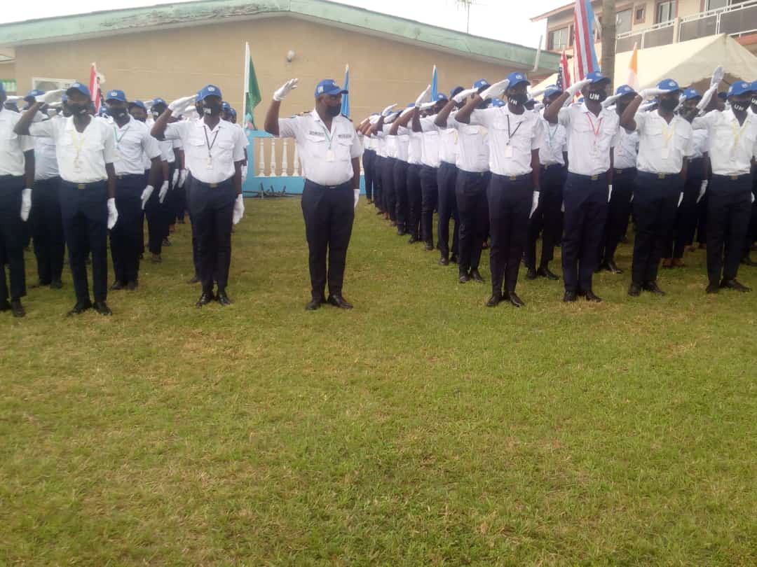 Graduation / La 1ère promotion africaine des officiers Chapelains et Juges de Paix célébré à Bregbo