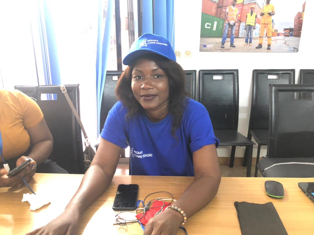 Tian Lou / Des gens sont morts de faim et de bastonnades devant moi dans la cellule