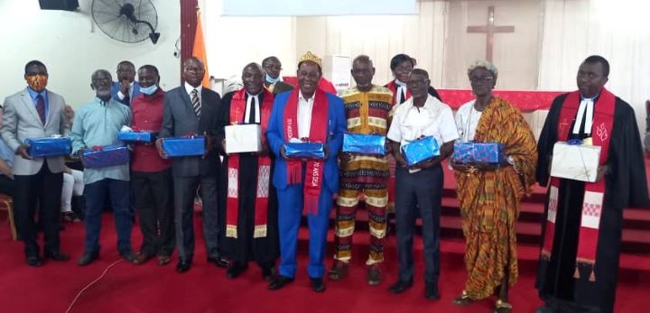 Fête des pères / Le temple Israël de Treichville célèbre ses papas